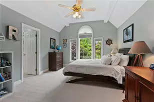 2474 Wedgewood Dr, Pittsburgh, PA 15090 - Photo 27