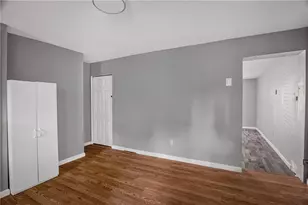 1910 Fox Wy, Pittsburgh, PA 15203 - Photo 13