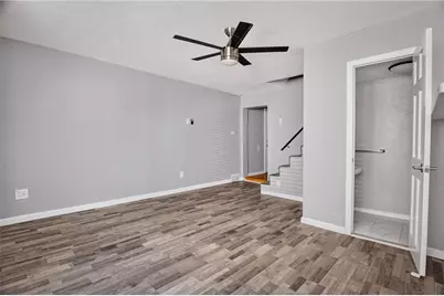 1910 Fox Way, Pittsburgh, PA 15203 - Photo 5