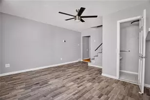 1910 Fox Wy, Pittsburgh, PA 15203 - Photo 5