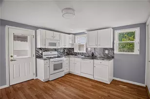 1910 Fox Wy, Pittsburgh, PA 15203 - Photo 11
