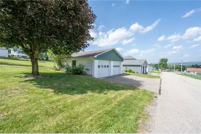 58 Poplar St, Derry Township, PA 15717 - Photo 27