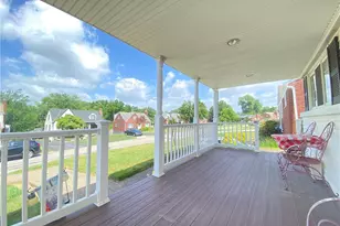 2017 Borland Rd, Scott Township, PA 15243 - Photo 3