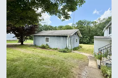 129 Cherry Orchard Ave, East Franklin Township, PA 16201 - Photo 5