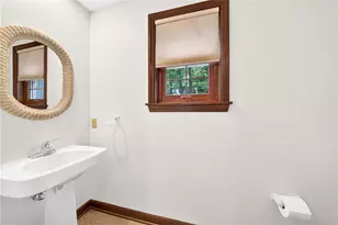 1593 Oak Leaf Ln, Pittsburgh, PA 15237 - Photo 15