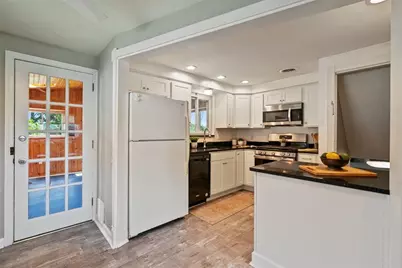 845 Kerry Hill Dr, Pittsburgh, PA 15234 - Photo 5