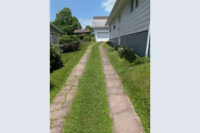 213 McGill  Ave, Dawson, PA 15428 - Photo 5