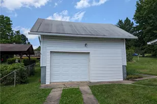 213 McGill Ave, Dawson, PA 15428 - Photo 3