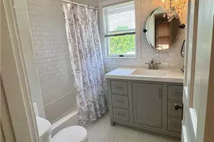 648 Chestnut St, Bridgeville, PA 15017 - Photo 13