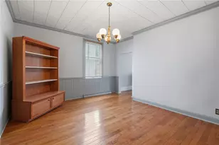 648 Chestnut St, Bridgeville, PA 15017 - Photo 17