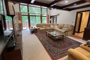 258 Cobblestone Dr, Hempfield Township, PA 15601 - Photo 17