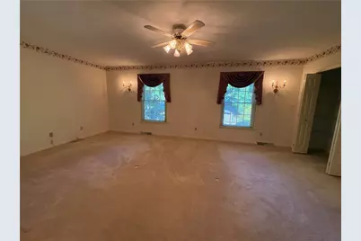 258 Cobblestone Drive, Hempfield Township, PA 15601 - Photo 13