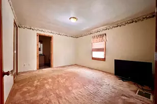 208 N 2nd St, Masontown, PA 15461 - Photo 9