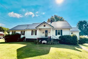 208 N 2nd St, Masontown, PA 15461 - Photo 1