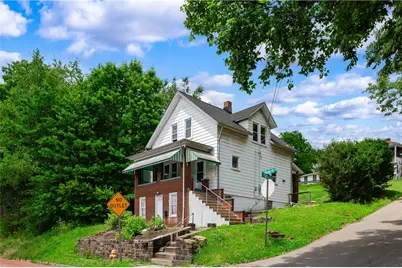 401 Penn Ave, Twp of But SE, PA 16045 - Photo 3