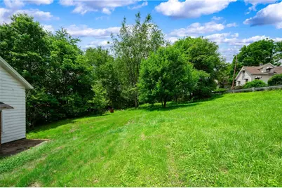 401 Penn Ave, Twp of But SE, PA 16045 - Photo 31