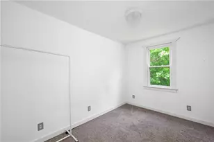 401 Penn Ave, Twp of But SE, PA 16045 - Photo 23