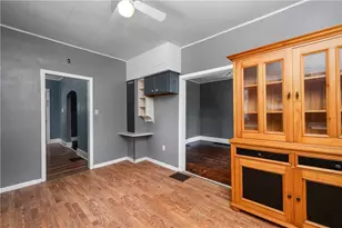 401 Penn Ave, Twp of But SE, PA 16045 - Photo 17