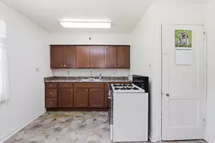 908 Upston St, Port Vue, PA 15133 - Photo 13