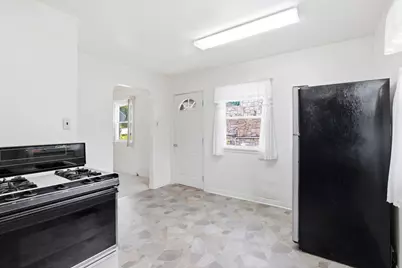 908 Upston St, Port Vue, PA 15133 - Photo 13
