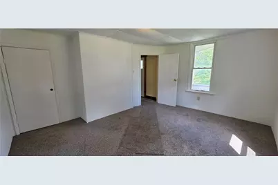 5 McKinley Ave, Smith Township, PA 15019 - Photo 17