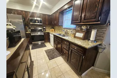 1575 S Main Street, North Franklin Township, PA 15301 - Photo 13