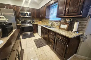 1575 S Main St, North Franklin Township, PA 15301 - Photo 15