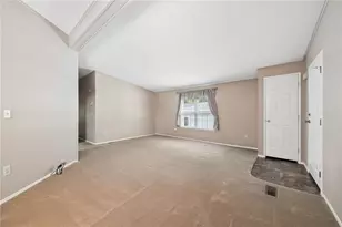 516 Heritage Ln, Murrysville, PA 15668 - Photo 9