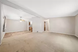 516 Heritage Ln, Murrysville, PA 15668 - Photo 7