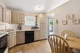 10 Kohleen Dr, Robinson Twp, PA 15136 - Photo 11