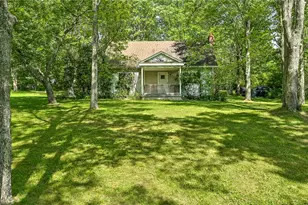 184 Mt Pleasant Rd, Marshall, PA 15086 - Photo 1