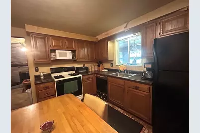 1061 Old Post Rd, South Park, PA 15129 - Photo 5