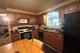 1061 Old Post Rd, South Park, PA 15129 - Photo 5