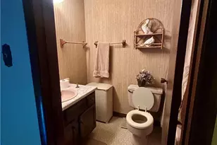 1061 Old Post Rd, South Park, PA 15129 - Photo 25