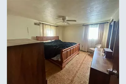 1061 Old Post Rd, South Park, PA 15129 - Photo 19