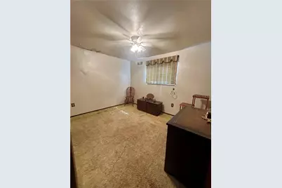 1061 Old Post Rd, South Park, PA 15129 - Photo 23