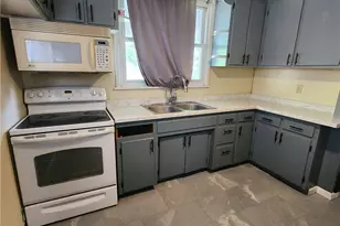 916 Harrison St, New Castle, PA 16101 - Photo 13