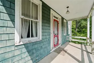 911 Whitten Hollow Rd, Upper Burrell, PA 15068 - Photo 7