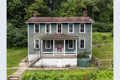 911 Whitten Hollow Rd, Upper Burrell, PA 15068 - Photo 1