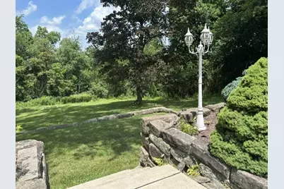29 College Dr, Monaca, PA 15061 - Photo 35