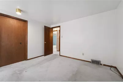 261 Shasta Dr, Pittsburgh, PA 15239 - Photo 15