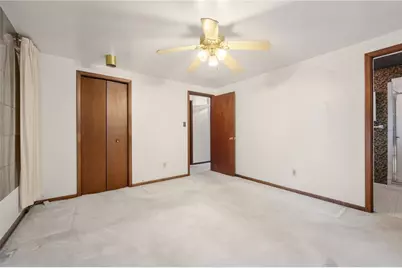 261 Shasta Dr, Pittsburgh, PA 15239 - Photo 17