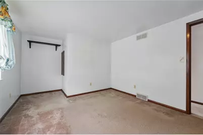 261 Shasta Dr, Pittsburgh, PA 15239 - Photo 9
