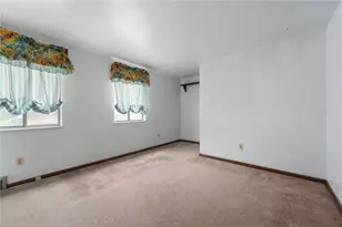 261 Shasta Dr, Pittsburgh, PA 15239 - Photo 7