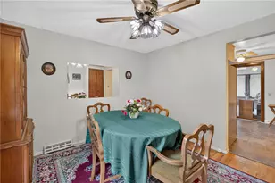 577 Arbor Ln, Pittsburgh, PA 15236 - Photo 9