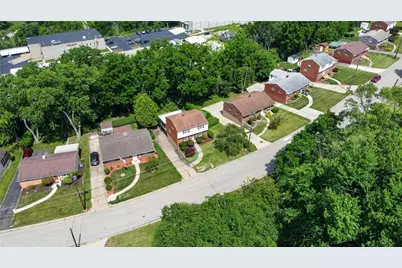 577 Arbor Ln, Pittsburgh, PA 15236 - Photo 19