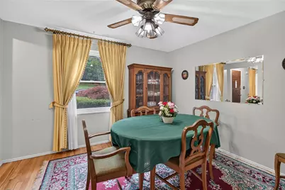 577 Arbor Ln, Pittsburgh, PA 15236 - Photo 9