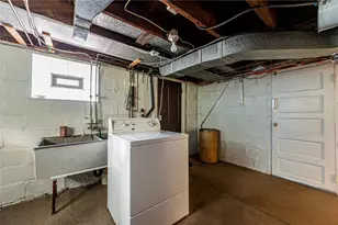 8018 Hayward St, Hempfield Township, PA 15691 - Photo 43