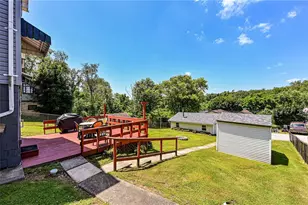 8018 Hayward St, Hempfield Township, PA 15691 - Photo 7