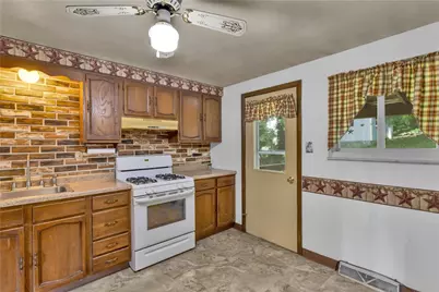 5817 Monongahela Ave, Bethel Park, PA 15102 - Photo 9